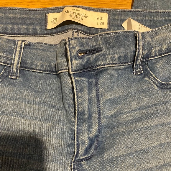 Jeans 👖 - Picture 3 of 4